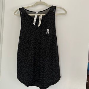 Lululemon collab with Soul Cycle black camo never worn workout top